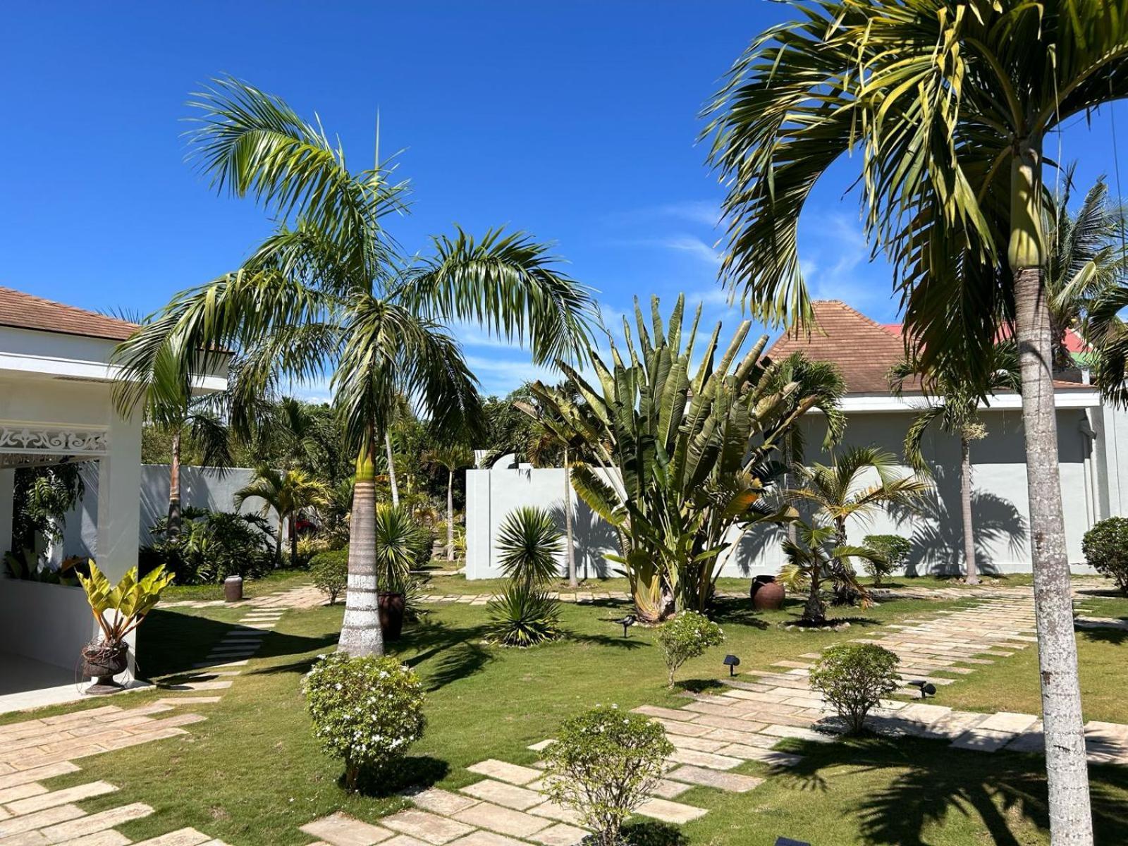 Pineale Villas, Resort And Spa بنغلاو المظهر الخارجي الصورة