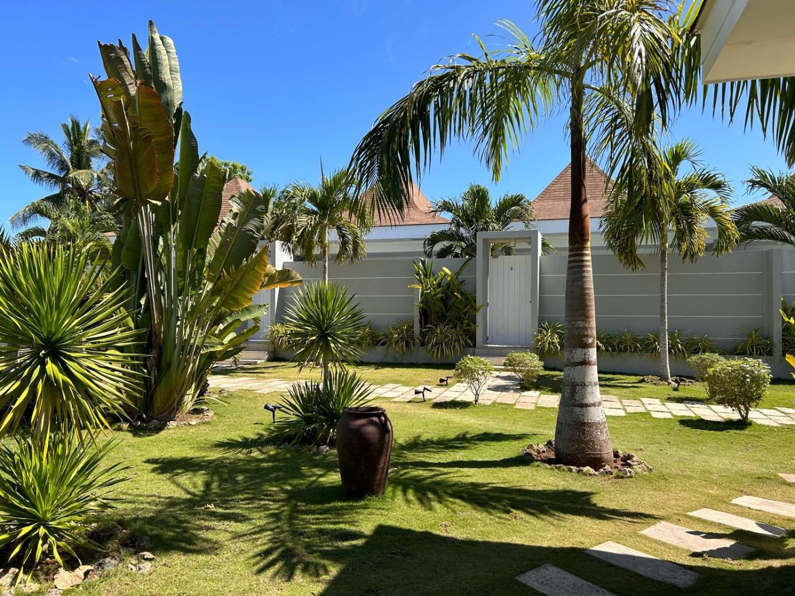 Pineale Villas, Resort And Spa بنغلاو المظهر الخارجي الصورة